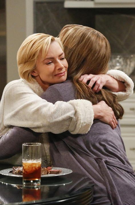 Mom : Photo Jaime Pressly