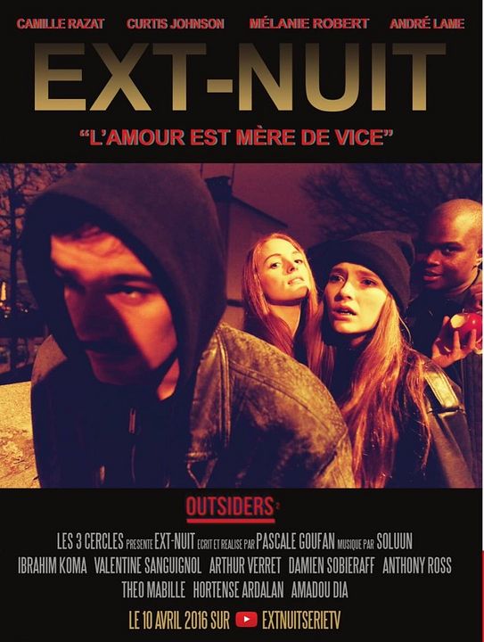 Extérieur Nuit : Affiche