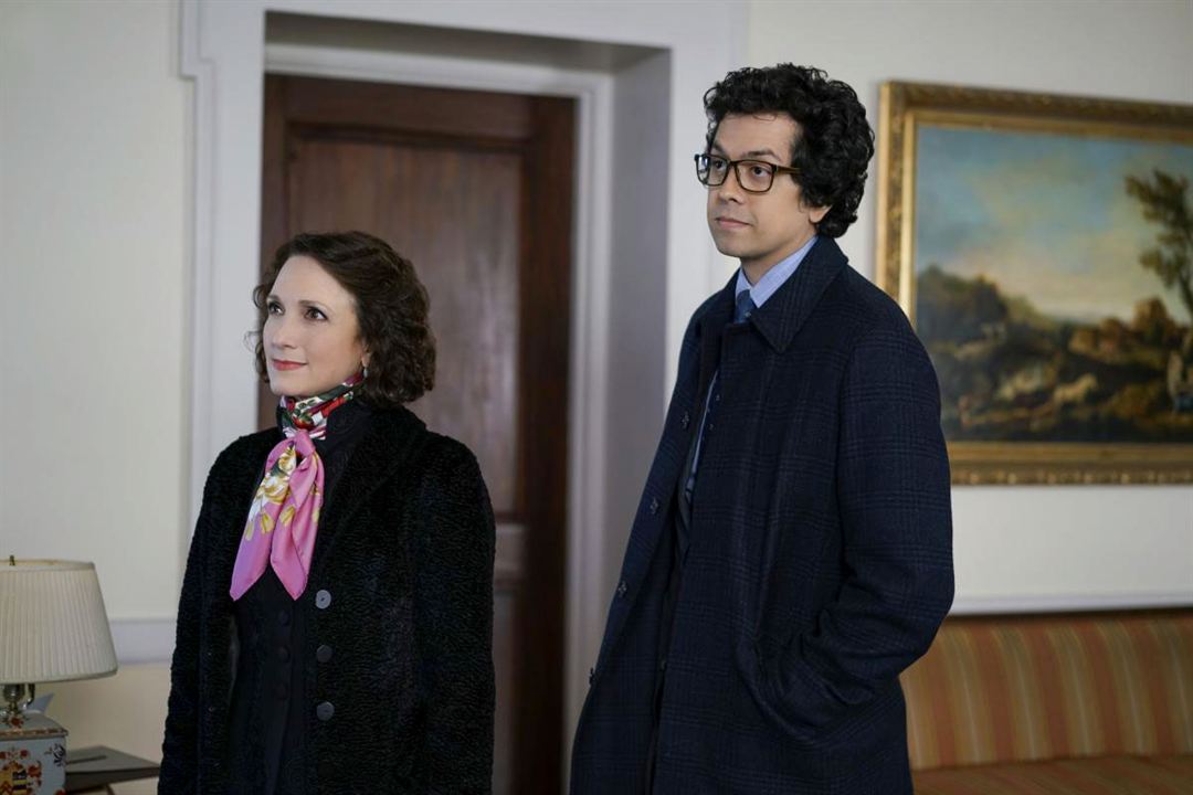 Madam Secretary : Photo Bebe Neuwirth, Geoffrey Arend