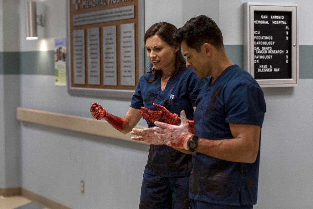 Night Shift : Photo Mark Consuelos, Jill Flint