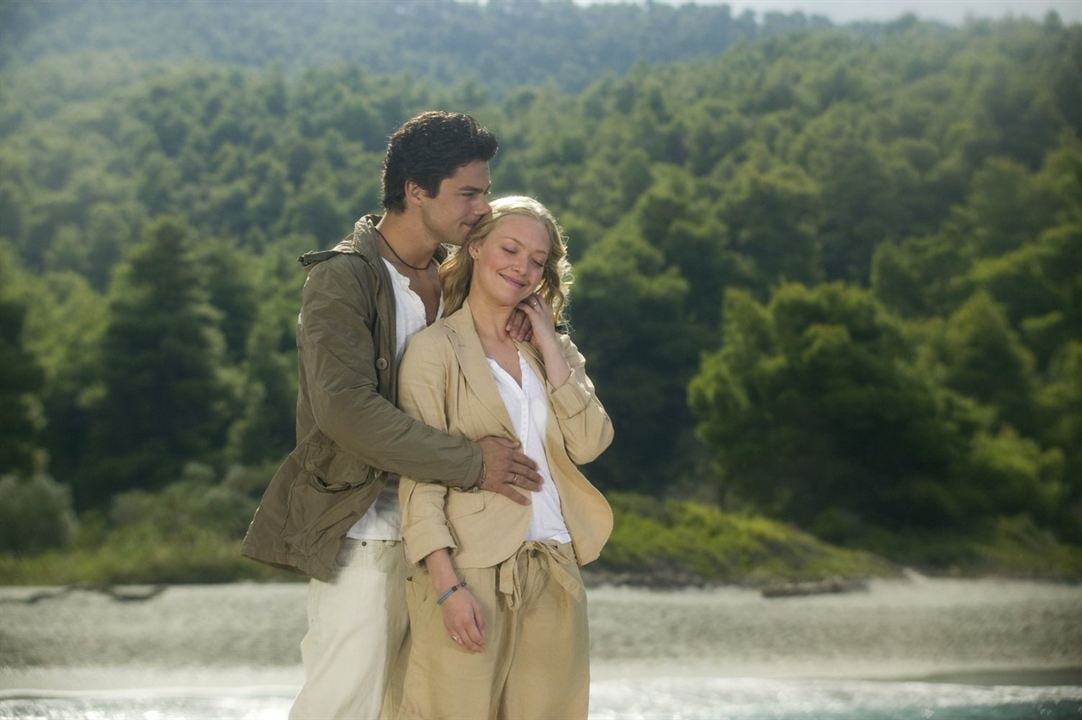 Mamma Mia! : Photo Amanda Seyfried, Dominic Cooper