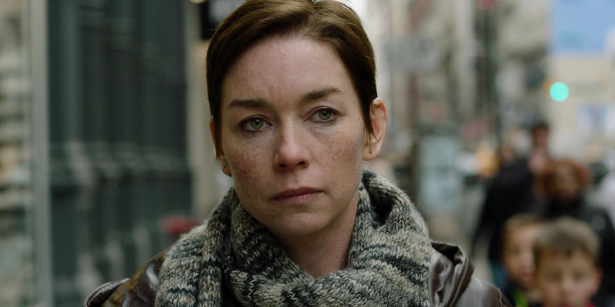 Who We Are Now : Photo Julianne Nicholson