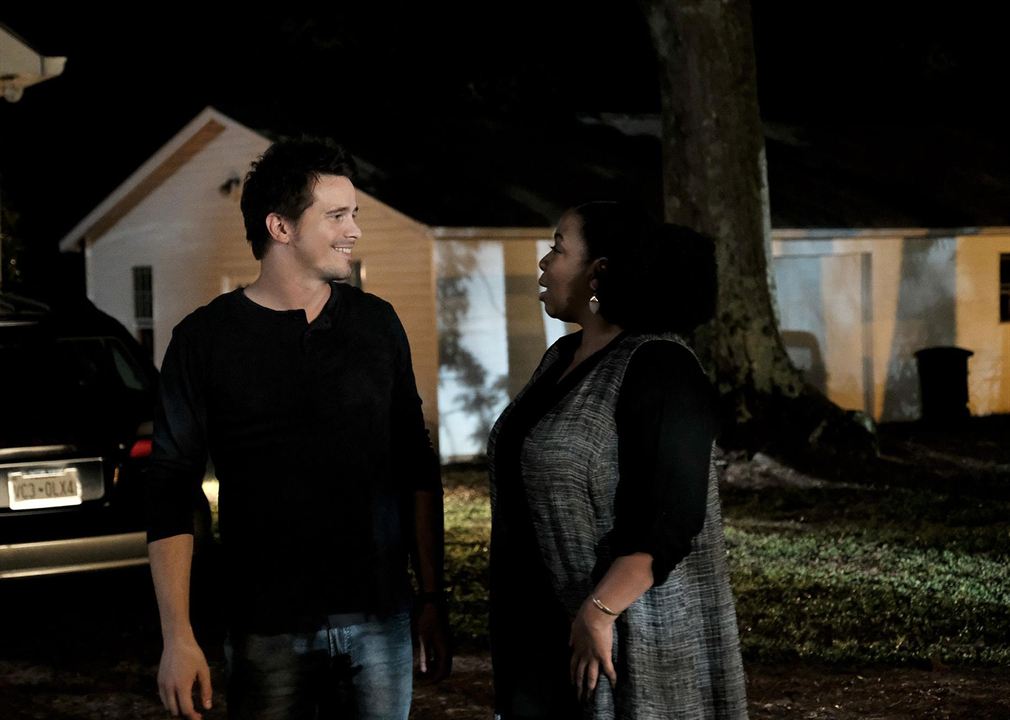 Kevin (Probably) Saves the World : Photo Kimberly Hebert Gregory, Jason Ritter