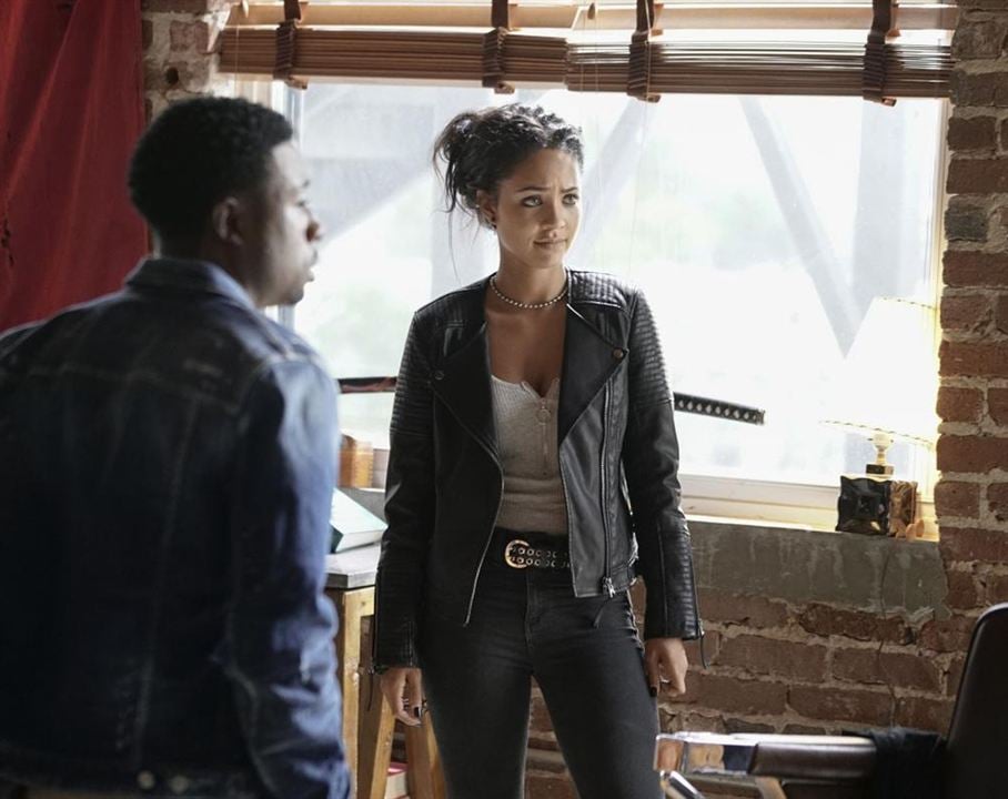 MacGyver (2016) : Photo Tristin Mays, Justin Hires