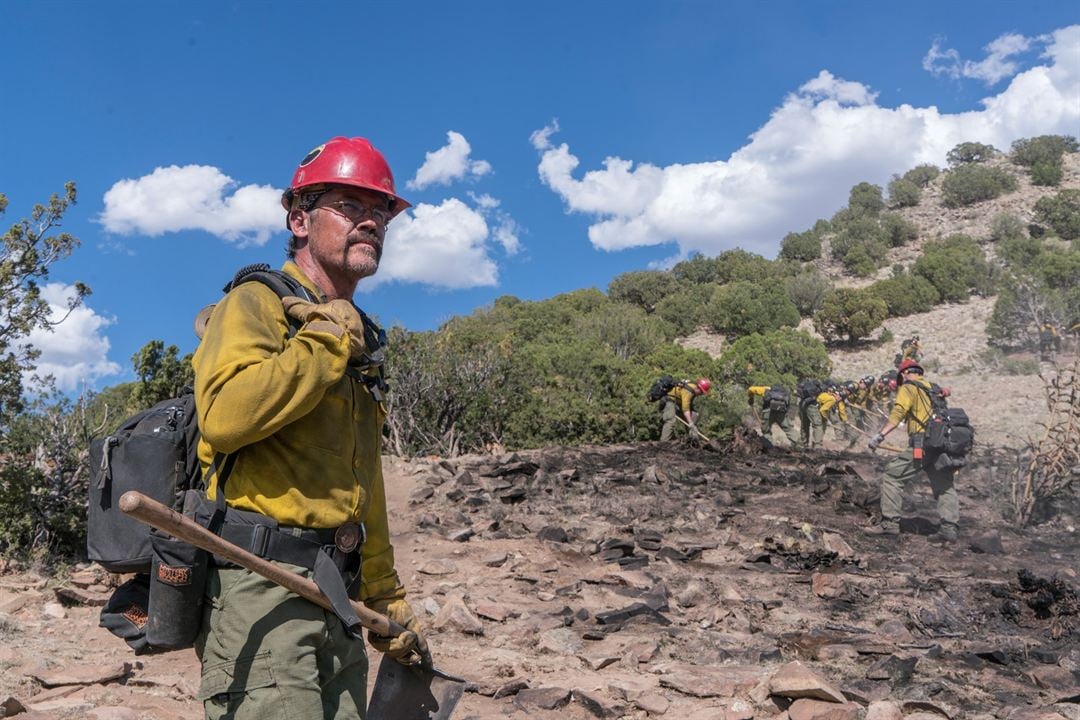 Line of Fire : Photo Josh Brolin