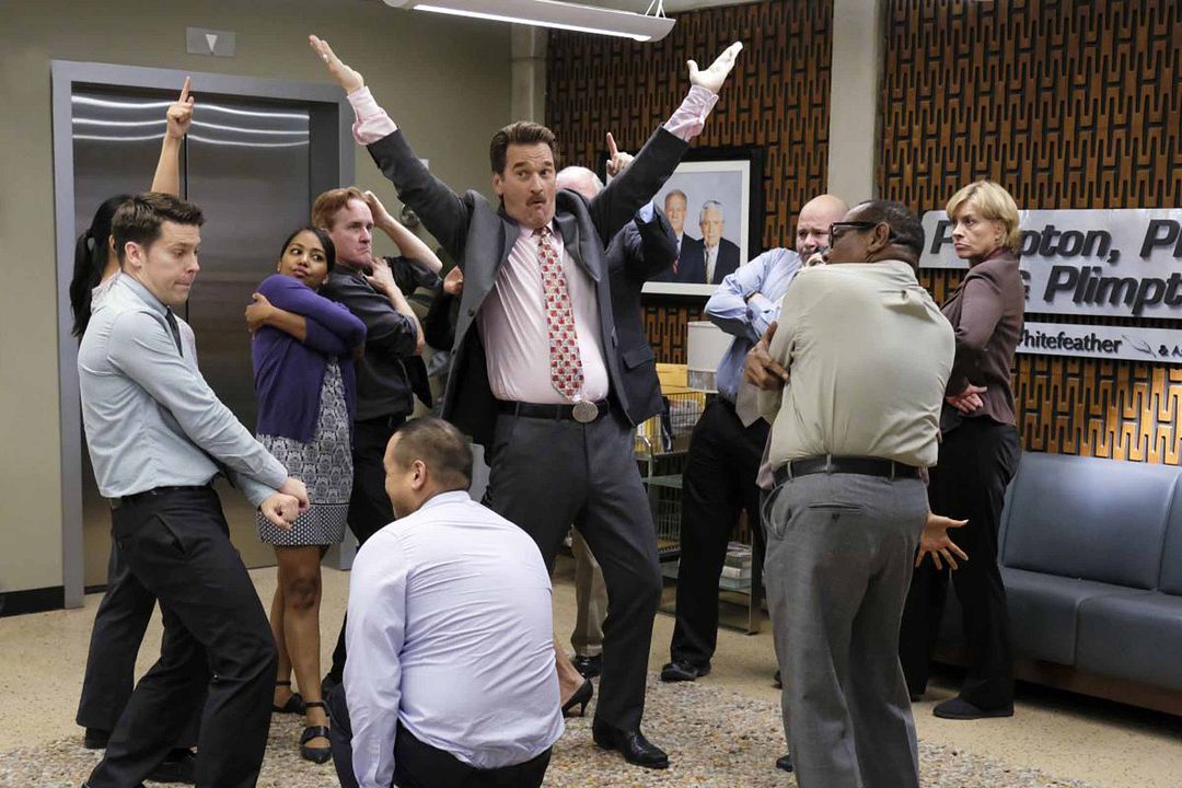Crazy Ex-Girlfriend : Photo Pete Gardner