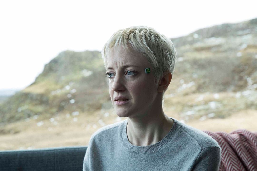 Black Mirror : Photo Andrea Riseborough