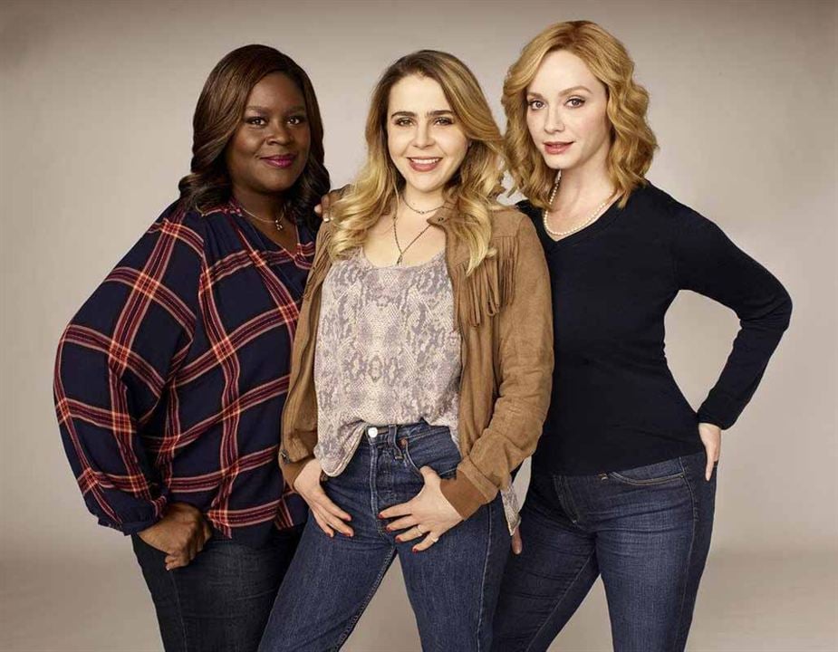 Photo Retta, Mae Whitman, Christina Hendricks