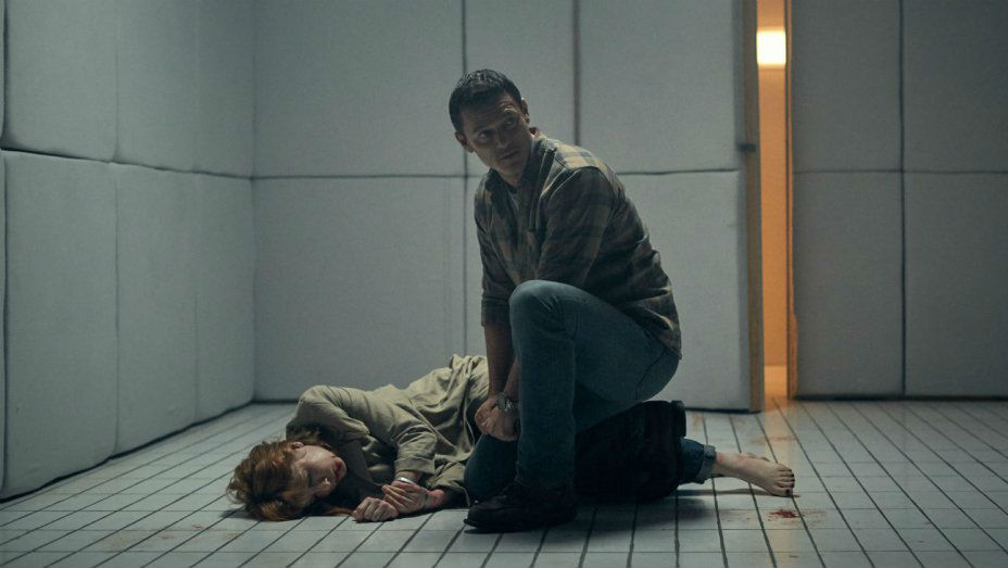Outfall : Photo Luke Evans, Kelly Reilly
