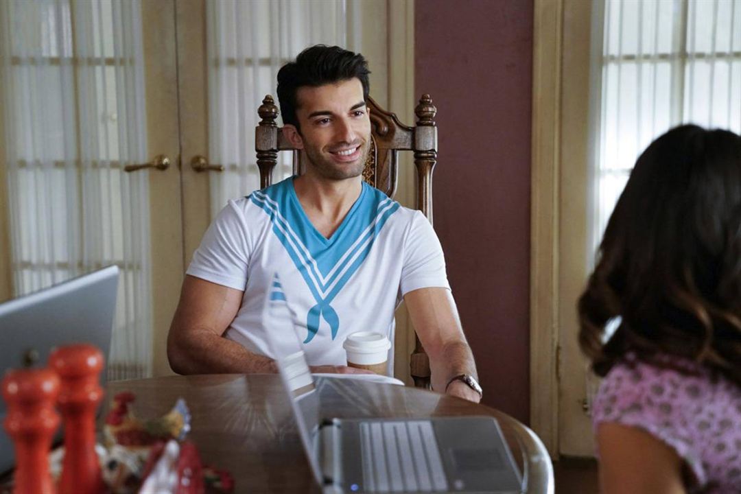 Jane The Virgin : Photo Justin Baldoni