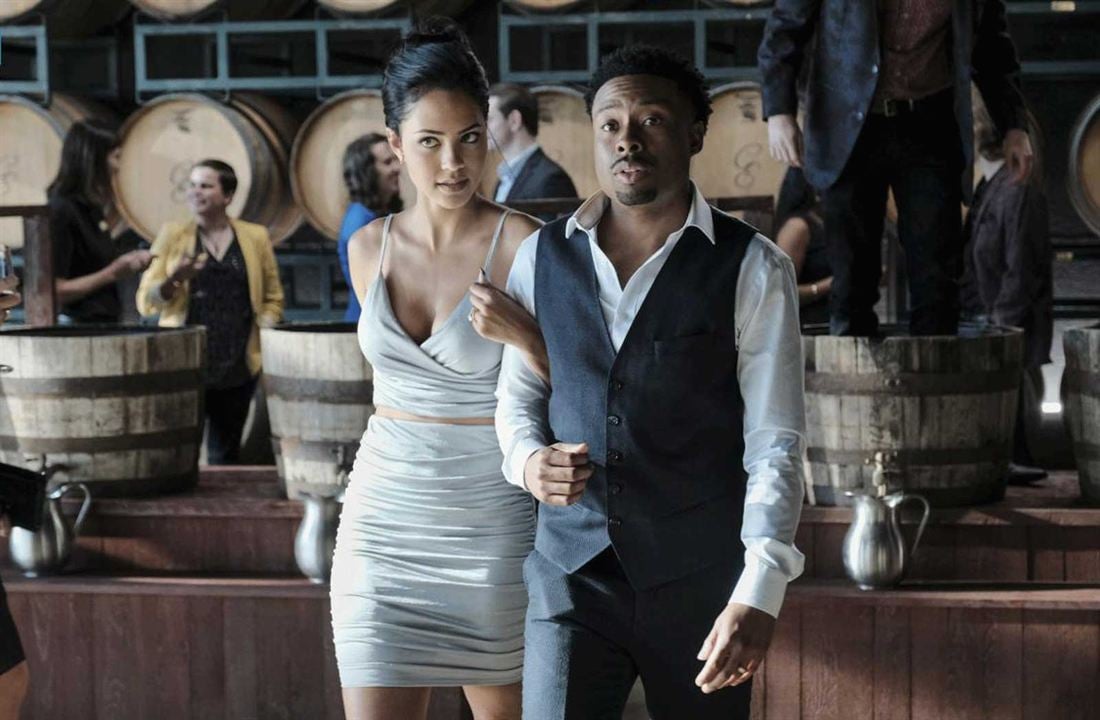 MacGyver (2016) : Photo Tristin Mays, Justin Hires