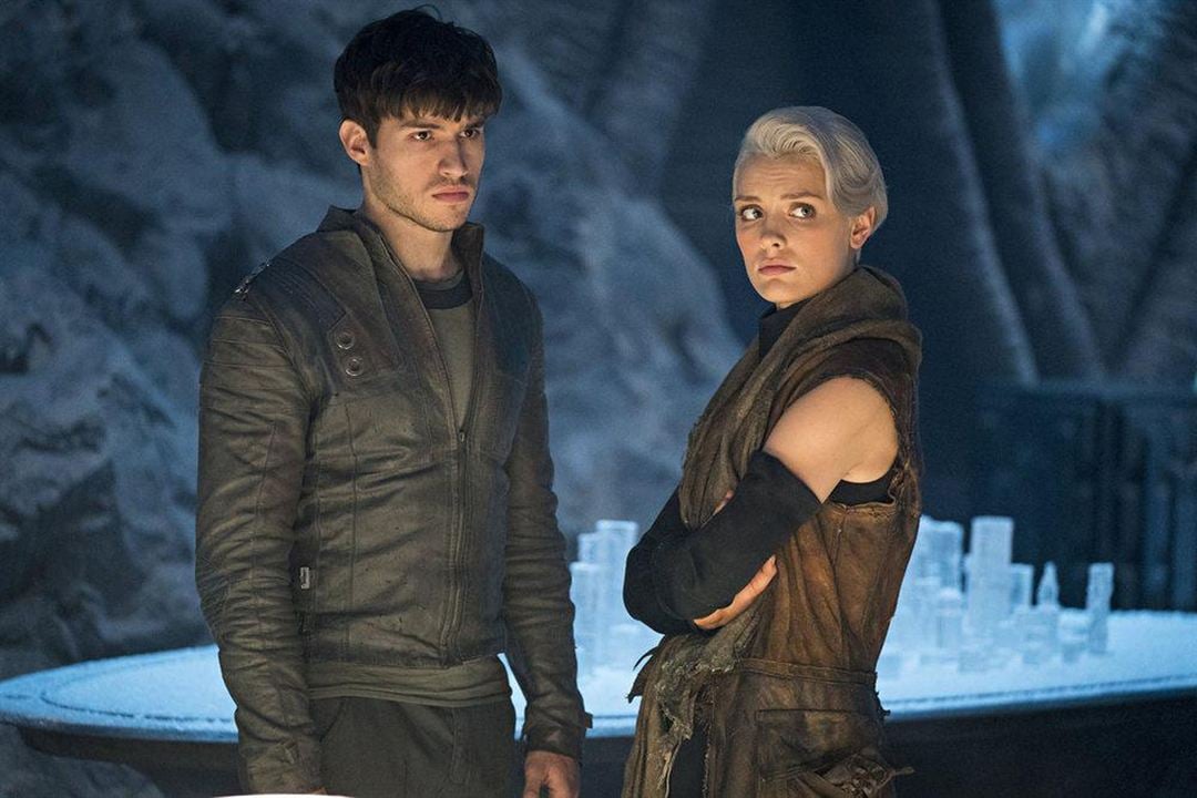 Krypton : Photo Wallis Day, Cameron Cuffe