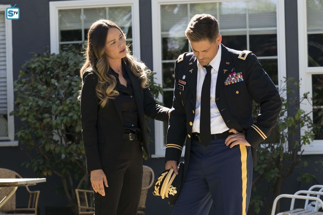 Code Black : Photo Rob Lowe, Moon Bloodgood