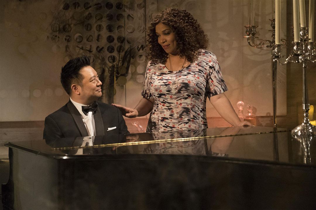 Young & Hungry : Photo Rex Lee, Kym Whitley