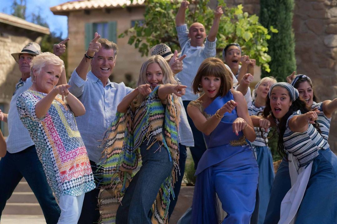 Mamma Mia! Here We Go Again : Photo Julie Walters, Amanda Seyfried, Pierce Brosnan, Christine Baranski