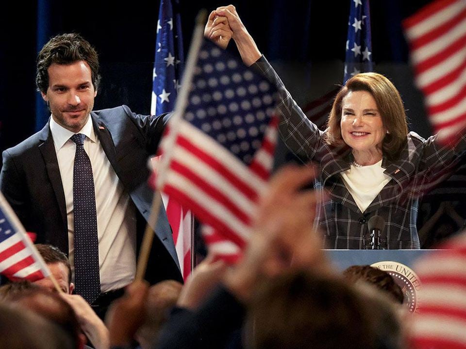 Salvation : Photo Santiago Cabrera, Tovah Feldshuh