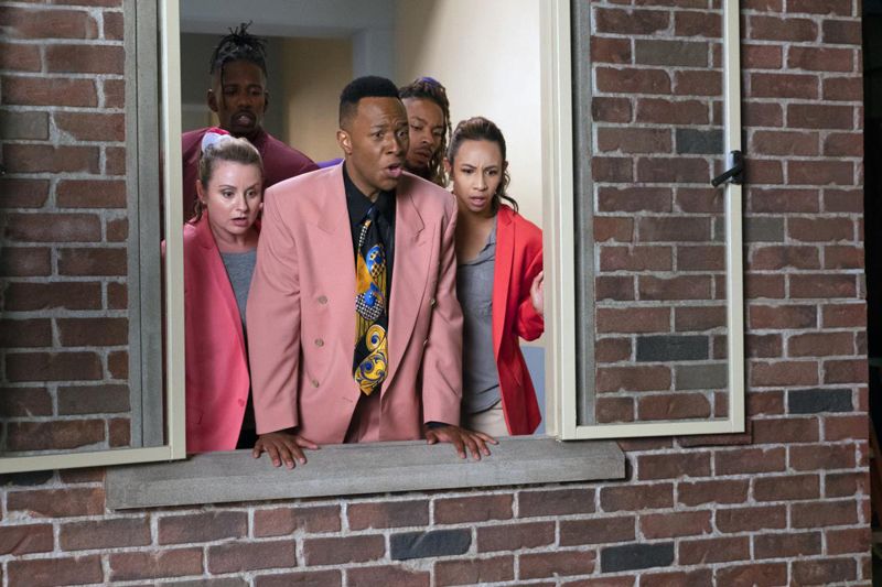 Crazy Ex-Girlfriend : Photo Burl Moseley