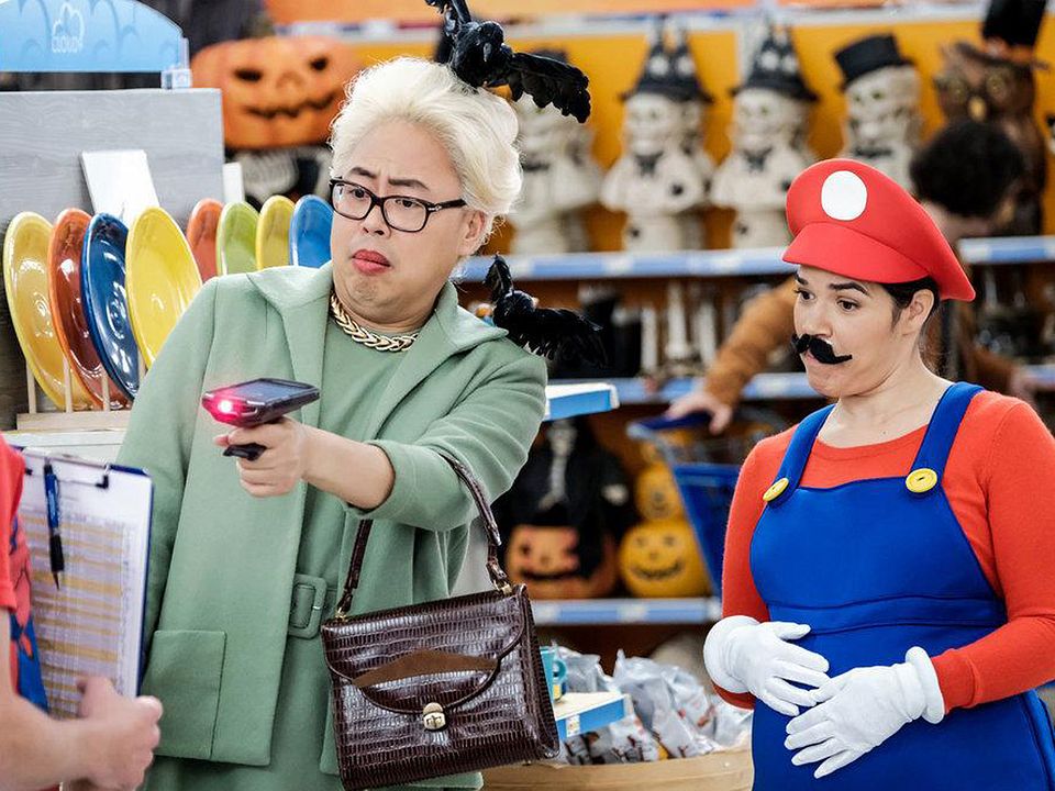 Superstore : Photo America Ferrera, Nico Santos
