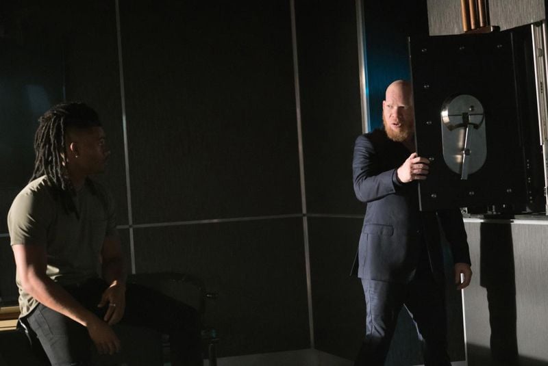 Black Lightning : Photo Marvin "Krondon" Jones III, Jordan Calloway