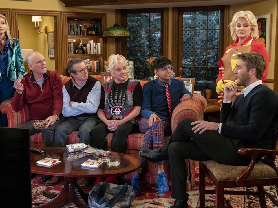 Murphy Brown : Photo Nik Dodani, Grant Shaud, Jake McDorman, Tyne Daly, Candice Bergen, Joe Regalbuto