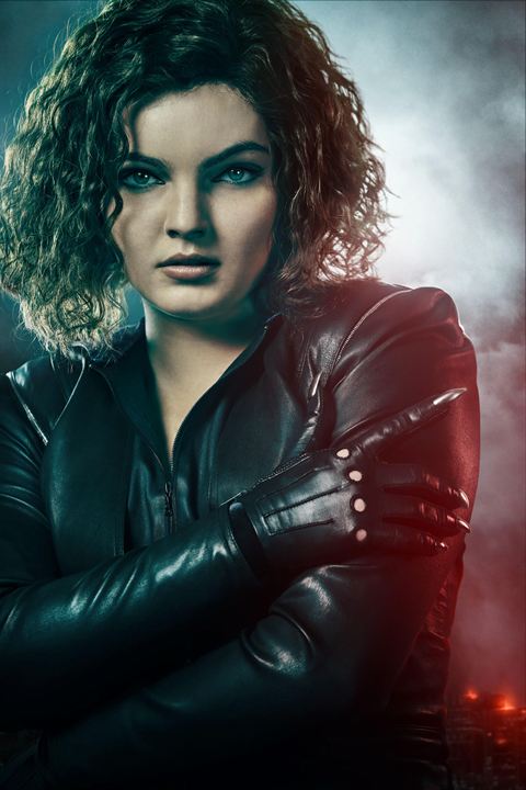 Photo Camren Bicondova