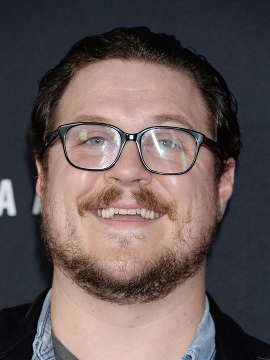 Affiche Cameron Britton