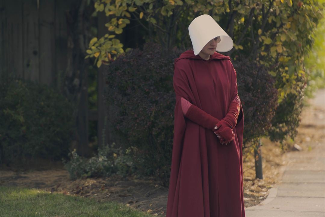 The Handmaid’s Tale : la servante écarlate : Photo Elisabeth Moss