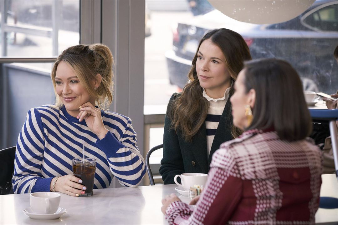 Younger : Photo Sutton Foster, Hilary Duff