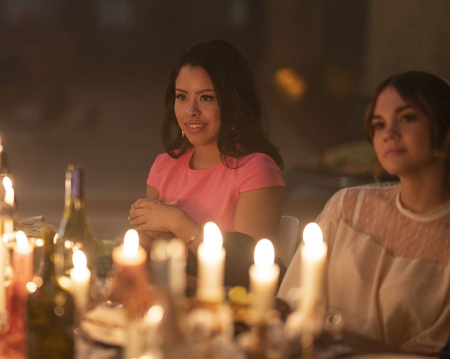 Good Trouble : Photo Cierra Ramirez, Maia Mitchell