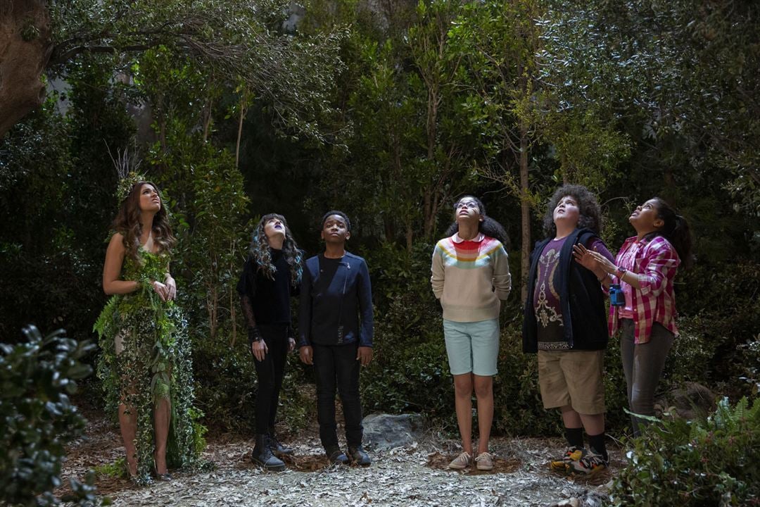 Photo Eliza Pryor, Alison Fernandez, Bryana Salaz, Symera Jackson, Elie Samouhi, Kai Calhoun