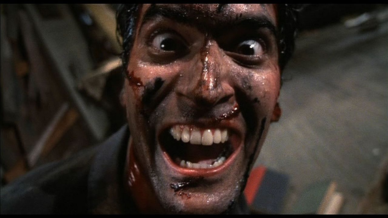 Evil Dead 2 : Photo