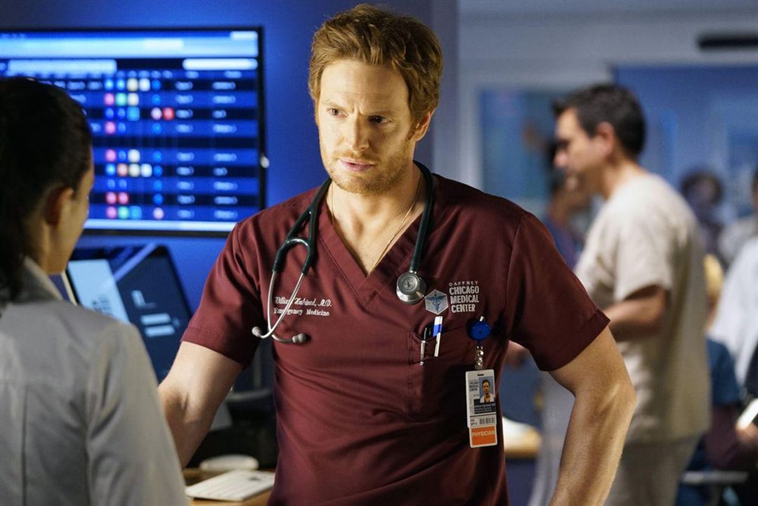 Chicago Med : Photo Nick Gehlfuss