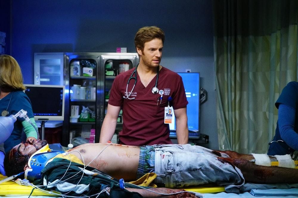 Chicago Med : Photo Nick Gehlfuss