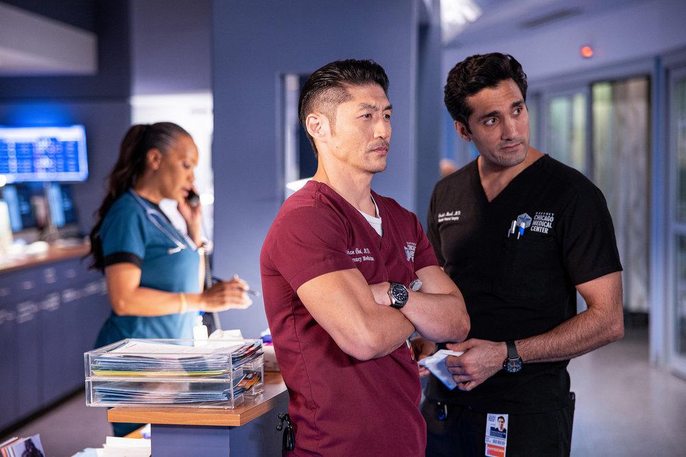 Chicago Med : Photo Brian Tee, Dominic Rains