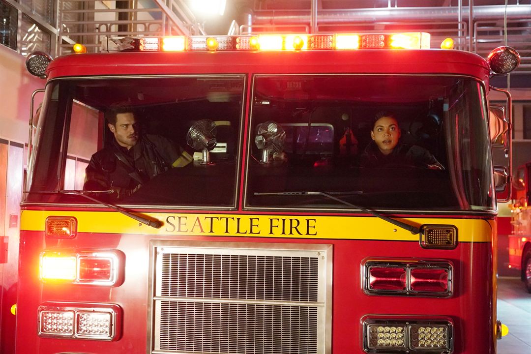 Grey's Anatomy : Station 19 : Photo Grey Damon, Barrett Doss