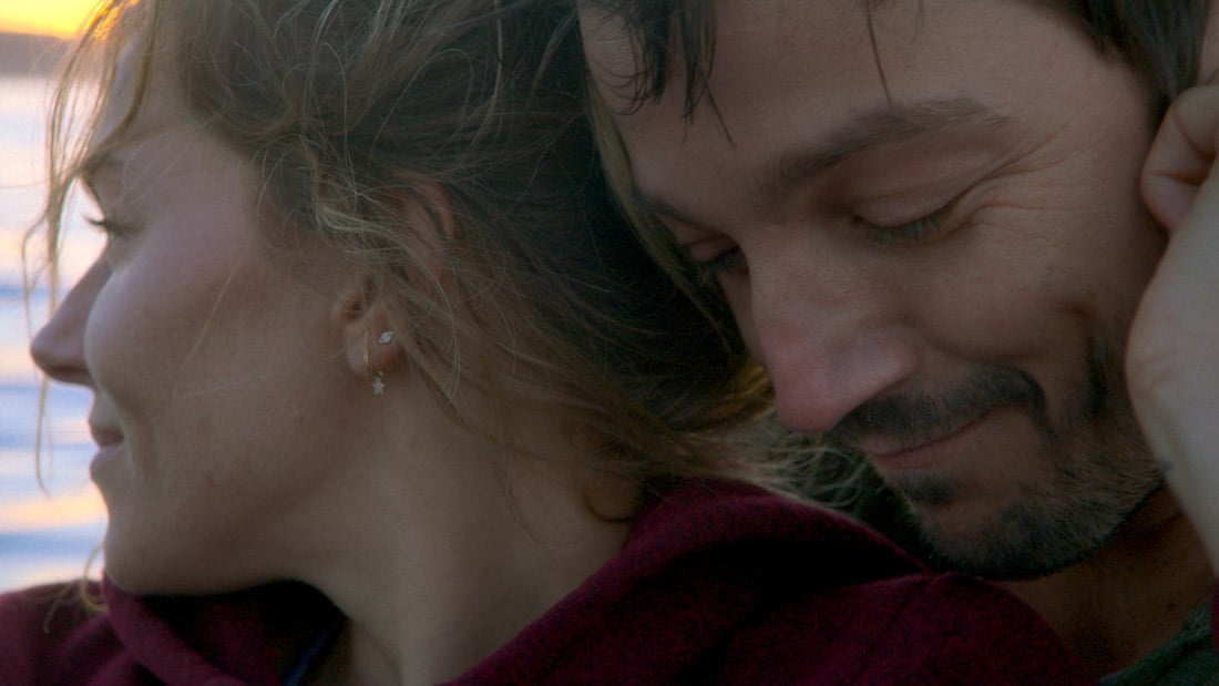 Wander Darkly : Photo Diego Luna, Sienna Miller