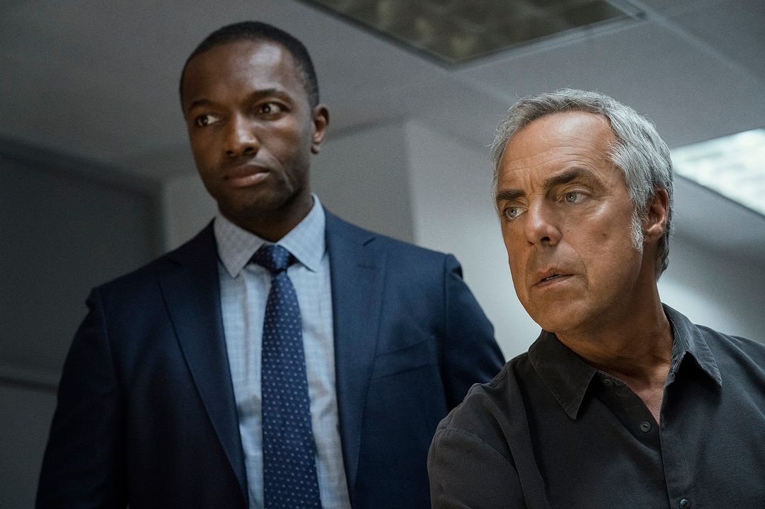 harry-bosch-harry-bosch-photo-49-sur-163-allocin