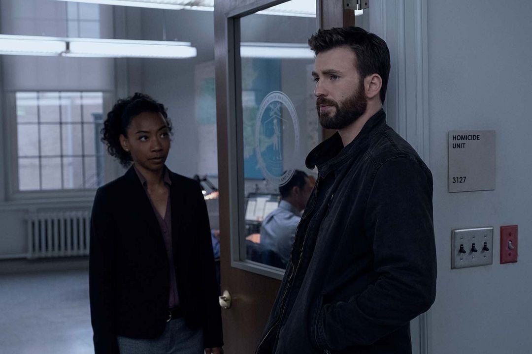 L'affaire Jacob Barber : Photo Chris Evans, Betty Gabriel