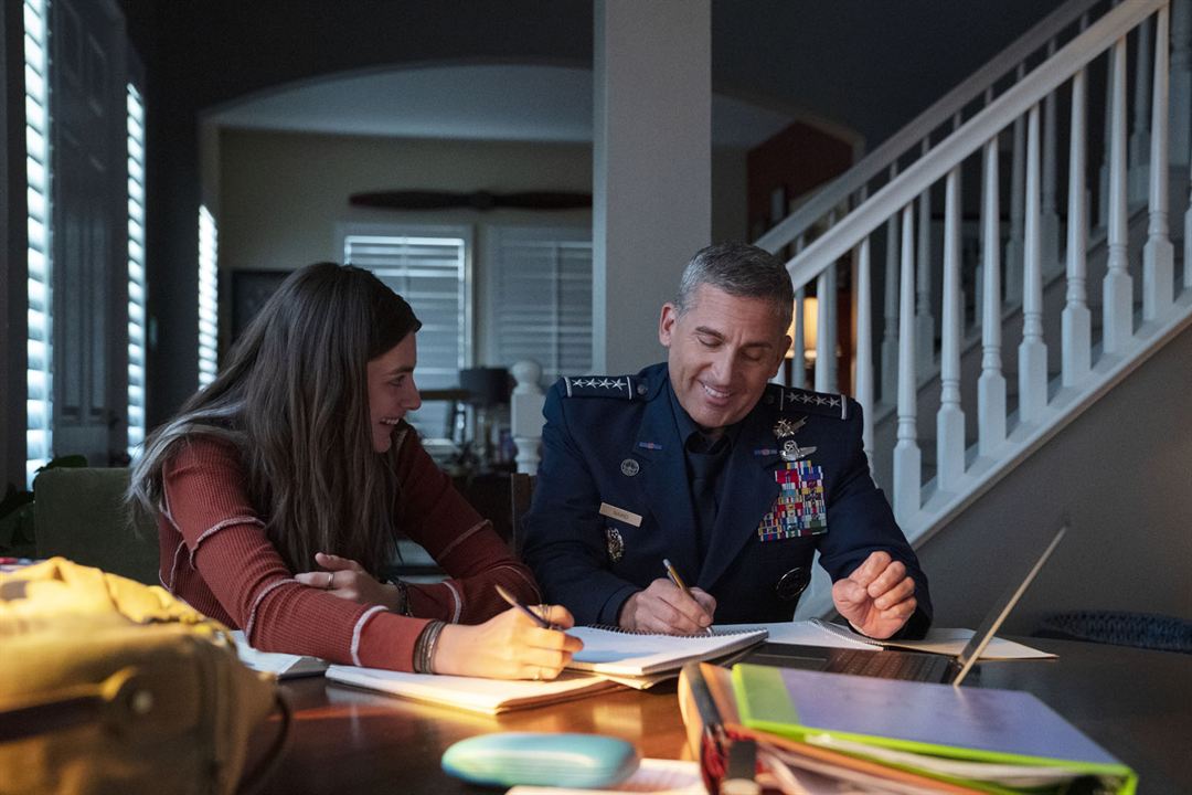 Space Force : Photo Diana Silvers, Steve Carell