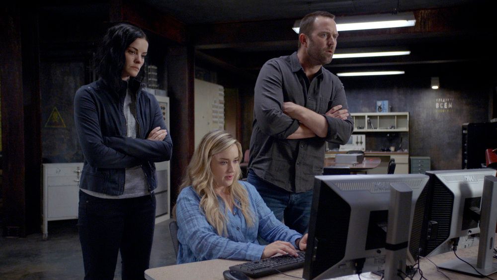 Blindspot : Photo Ashley Johnson, Sullivan Stapleton, Jaimie Alexander