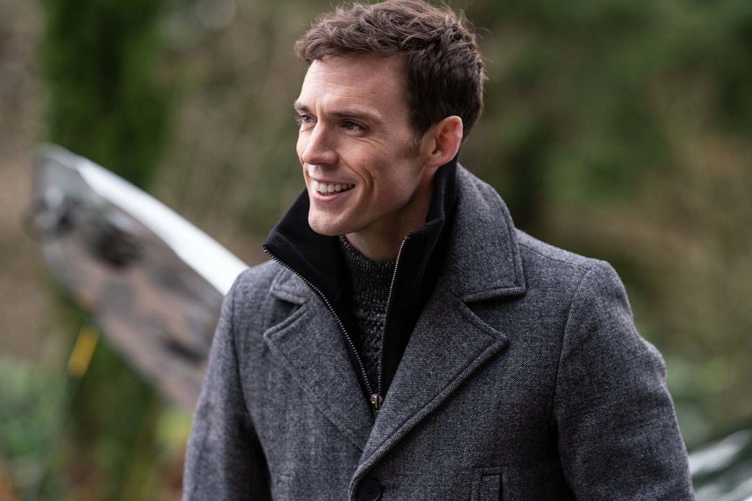 Every Breath You Take : Photo Sam Claflin