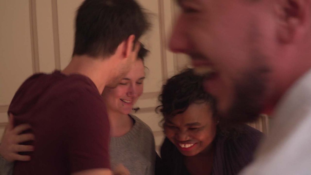 Au mépris de nos différences : Photo