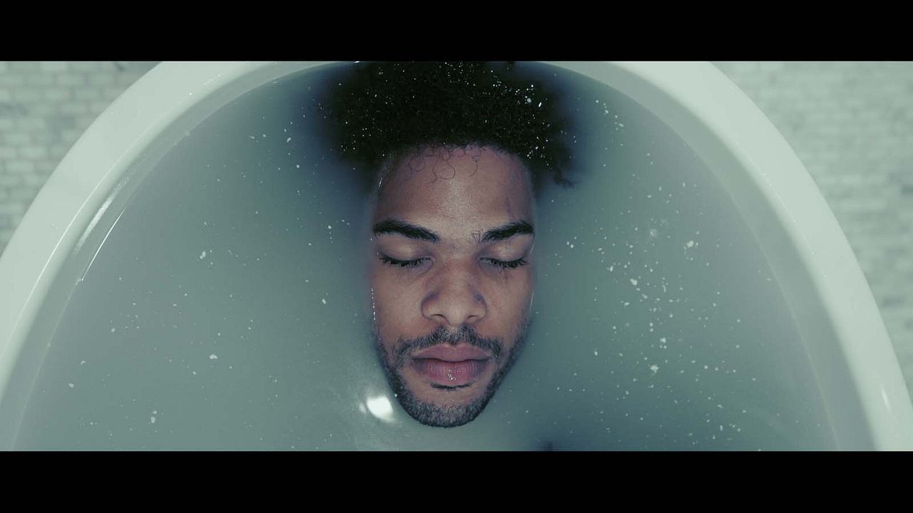 Finding Ophelia : Photo Jimmy Levar