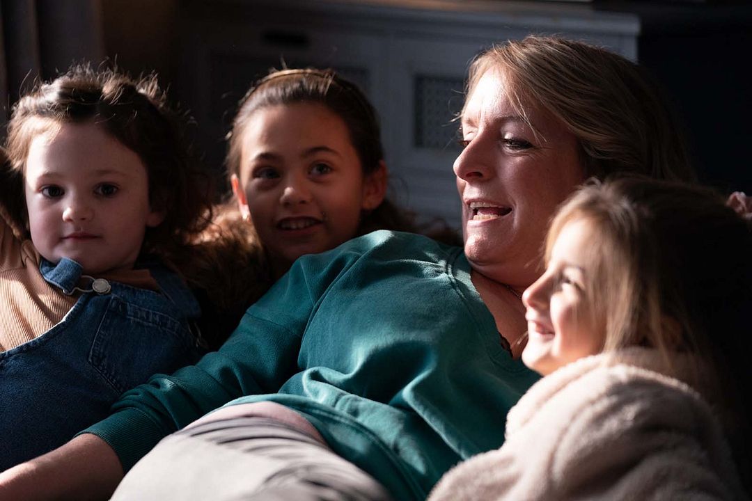 Ali & Ava : Photo Claire Rushbrook