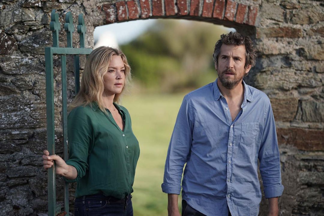 Lui : Photo Guillaume Canet, Virginie Efira