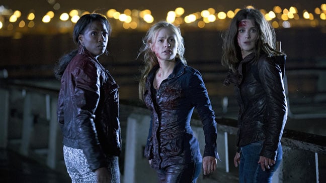 Photo Rutina Wesley, Anna Paquin, Lucy Griffiths (II)