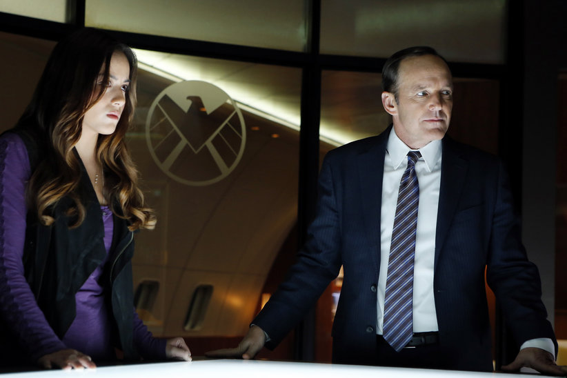 Marvel : Les Agents du S.H.I.E.L.D. : Photo Clark Gregg, Chloe Bennet