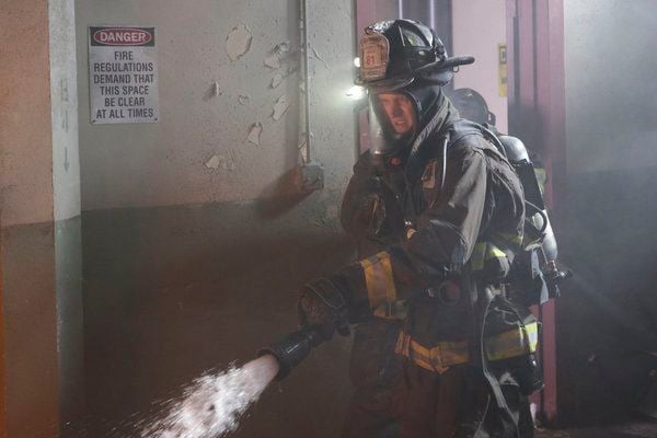 Chicago Fire : Photo Jesse Spencer