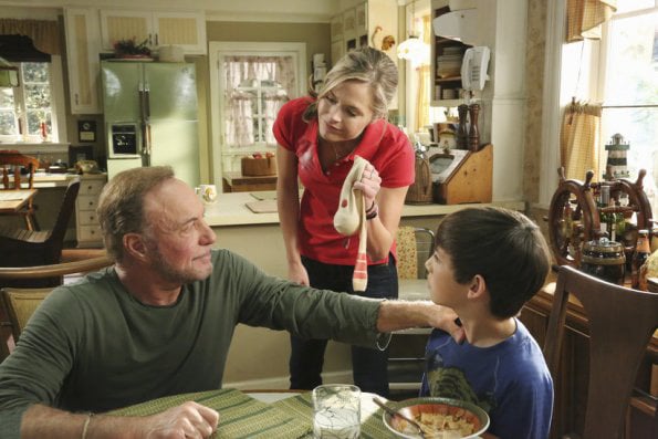 Back In The Game : Photo Maggie Lawson, James Caan, Griffin Gluck