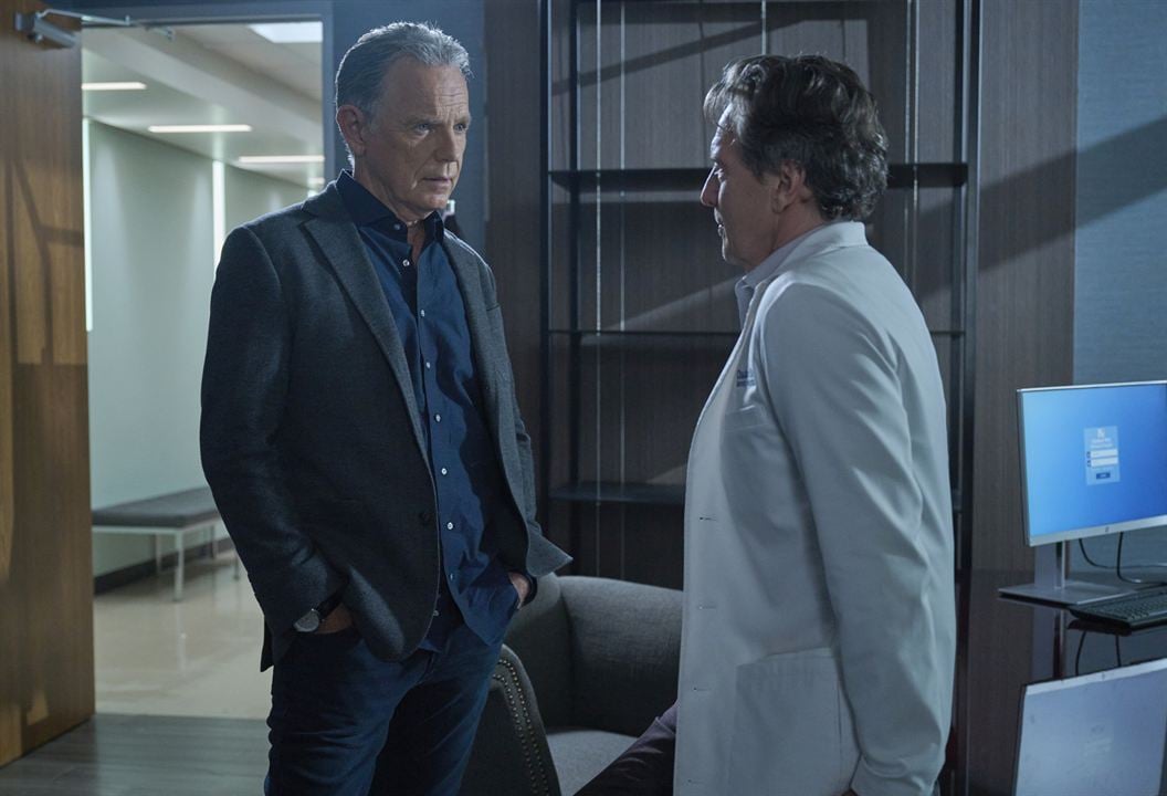 The Resident : Photo Bruce Greenwood, Andrew McCarthy